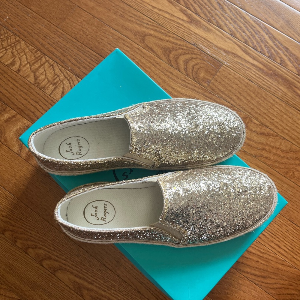 Jack Rogers Gold Glitter slip on NWT